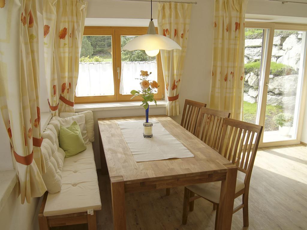 Ferienwohnung Bergblick Filzmoos Bilik gambar
